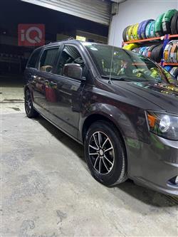 دودج جراند كارافان